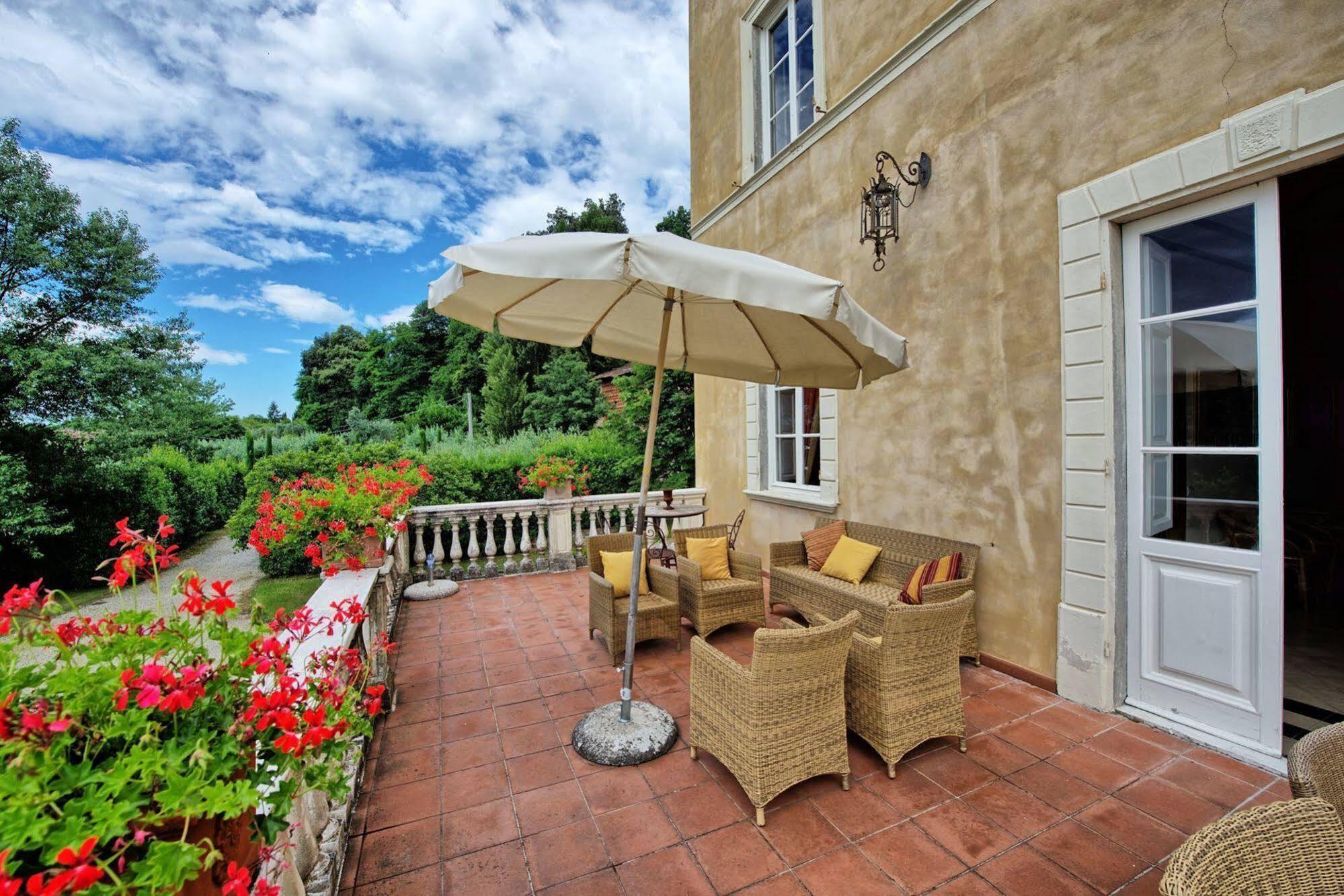 Villa Fiamma By Posarellivillas Piaggiori Exterior foto