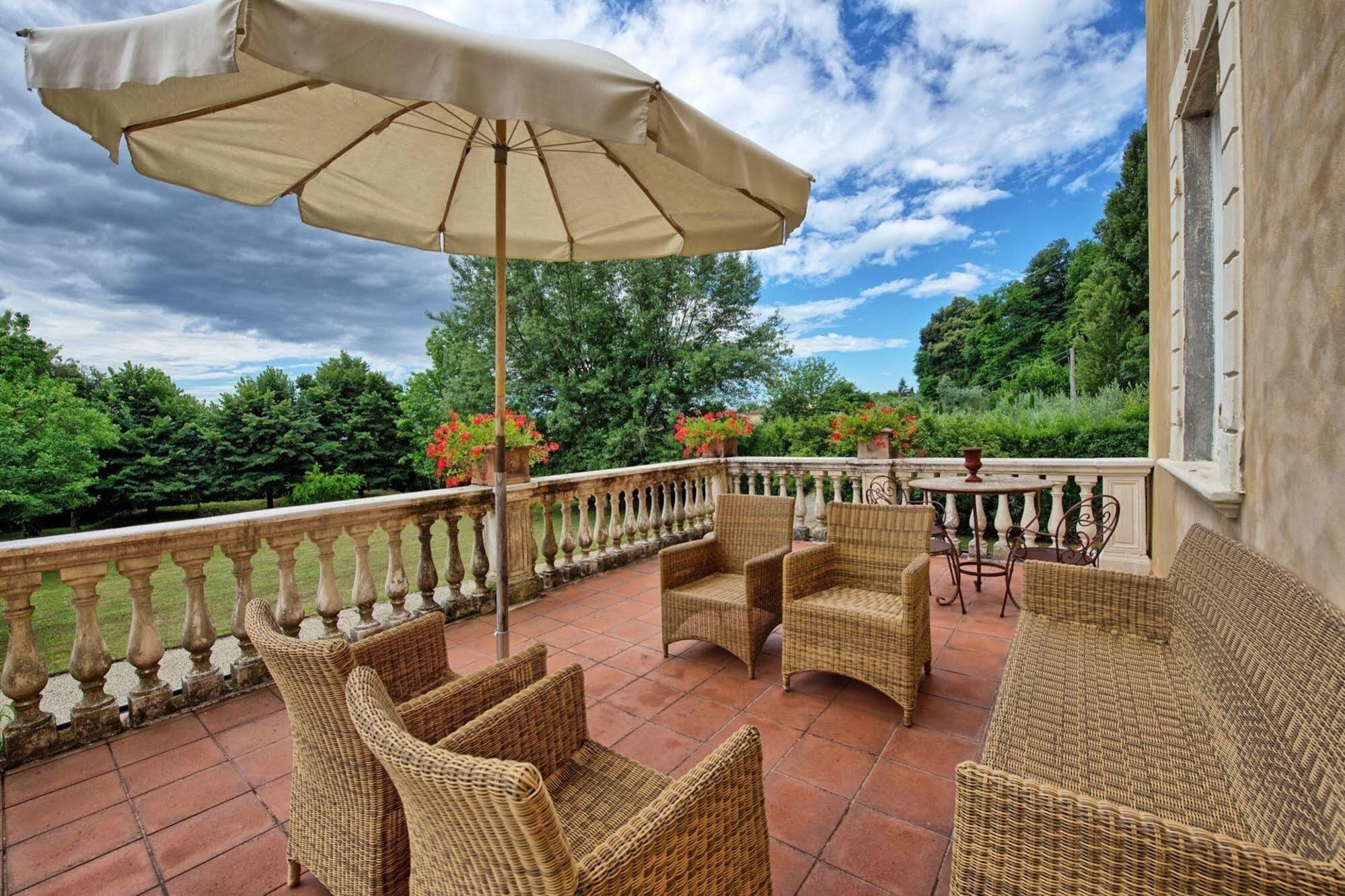Villa Fiamma By Posarellivillas Piaggiori Exterior foto